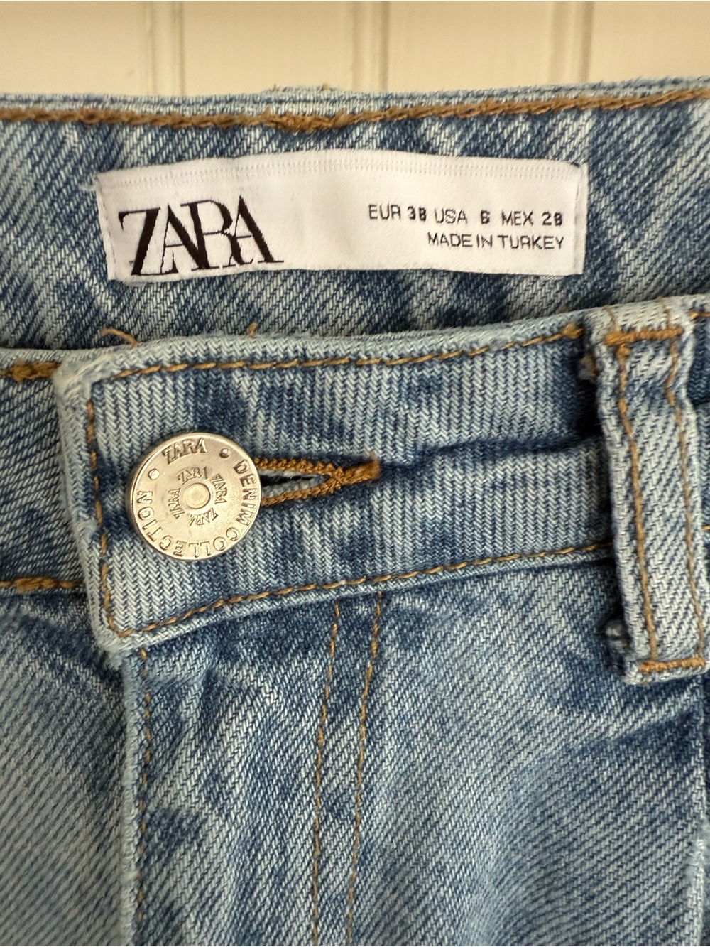 ZARA High-Waist Balloon Jeans Size 6 - Picture 2 of 4